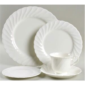 Noritake Windsor White 6 person x  5 piece place setting